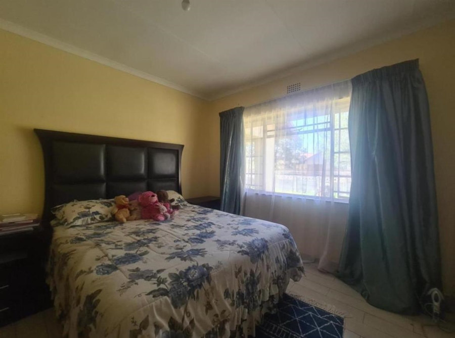 3 Bedroom Property for Sale in Vaalpark Free State